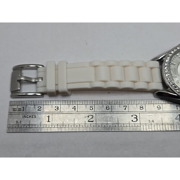 Fossil Riley Womens 40mm Watch White Silicone Glitz Bezel Quartz New Battery WR - Picture 9 of 10